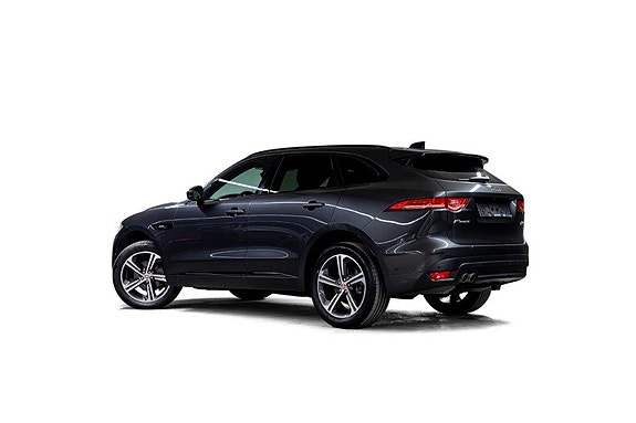 Jaguar F-PACE 12 of 30