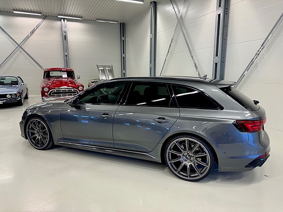 Audi RS4 6 of 30