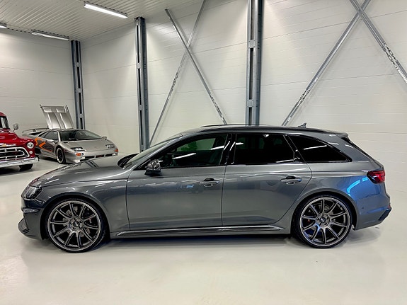 Audi RS4 5 of 30