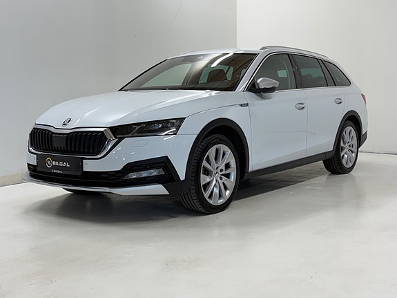 Skoda Octavia Scout 5 of 30