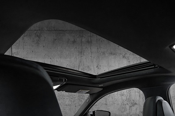 BMW i4 23 of 30