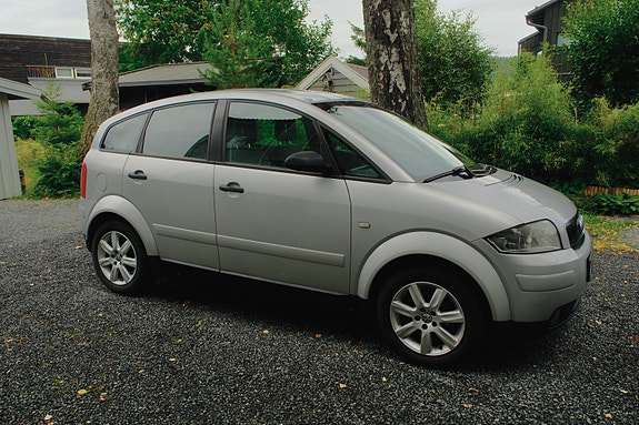 Audi A2 3 of 29