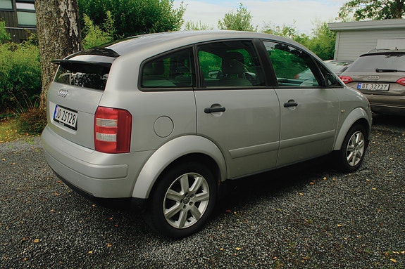 Audi A2 4 of 29