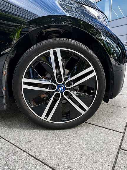 BMW i3 27 of 30