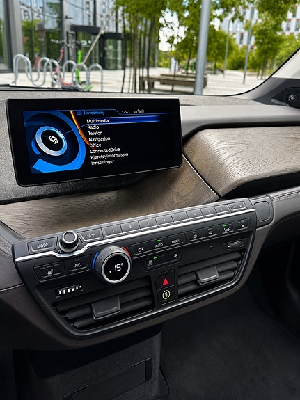 BMW i3 18 of 30