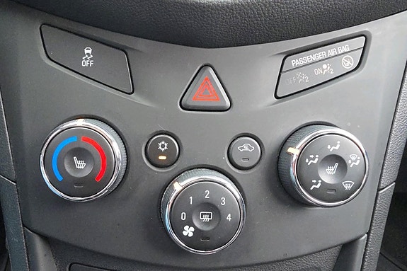 Chevrolet Trax 13 of 24