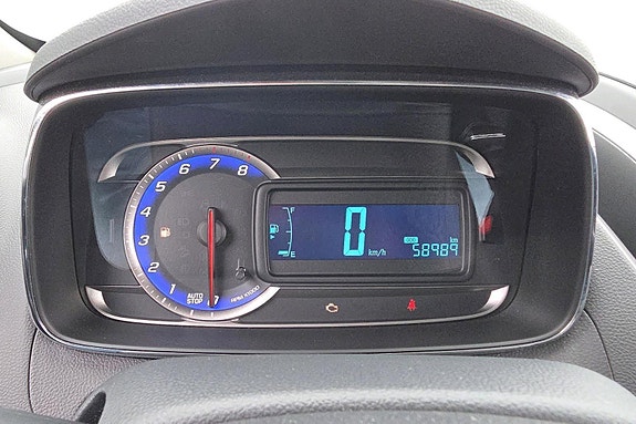 Chevrolet Trax 10 of 24