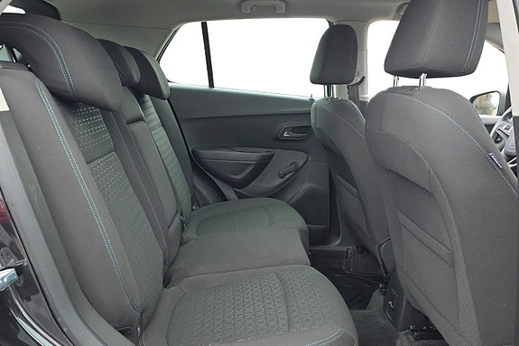 Chevrolet Trax 22 of 24