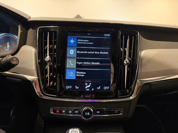 Volvo V90 26 of 30