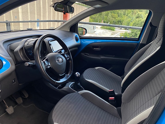 Toyota Aygo 18 of 30
