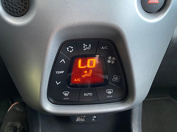 Toyota Aygo 29 of 30