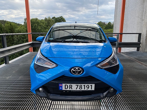 Toyota Aygo 2 of 30
