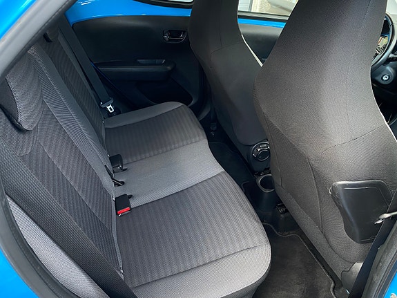 Toyota Aygo 21 of 30