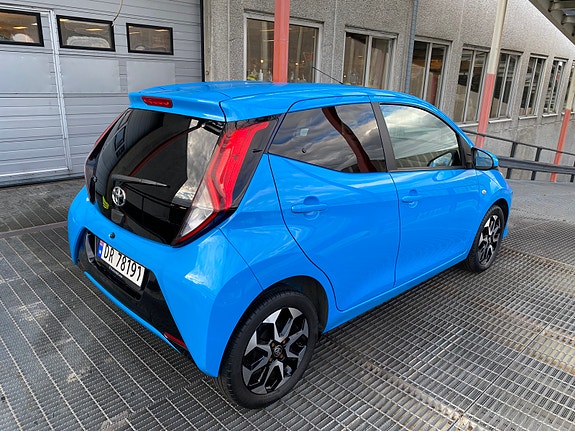 Toyota Aygo 9 of 30