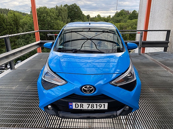 Toyota Aygo 3 of 30