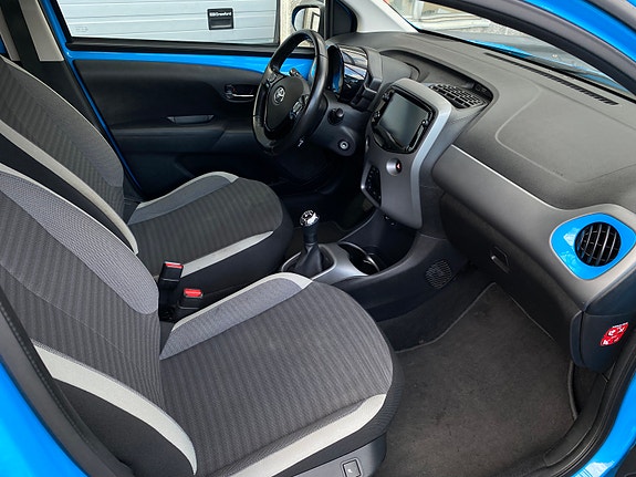 Toyota Aygo 22 of 30
