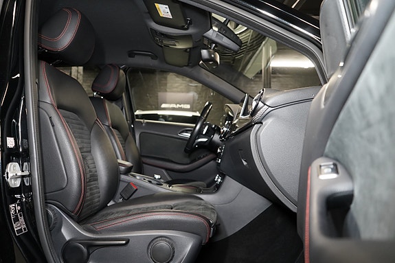 Mercedes-Benz B180 27 of 29