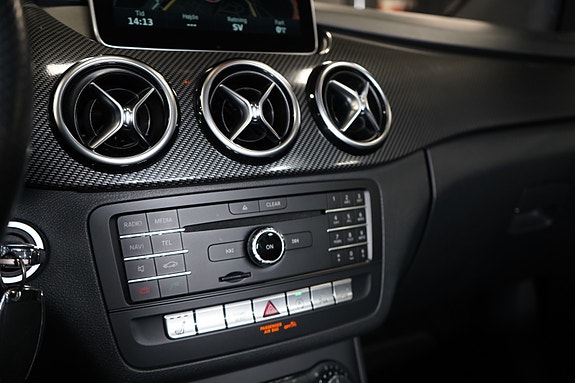 Mercedes-Benz B180 23 of 29