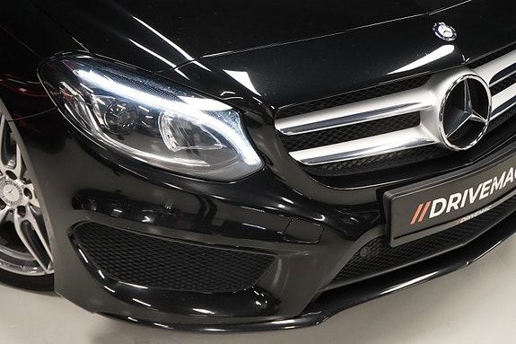 Mercedes-Benz B180 3 of 29