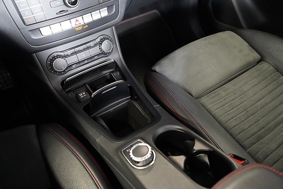 Mercedes-Benz B180 26 of 29