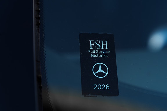 Mercedes-Benz EQC400 7 of 30