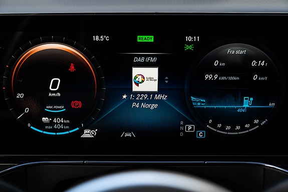 Mercedes-Benz EQC400 26 of 30