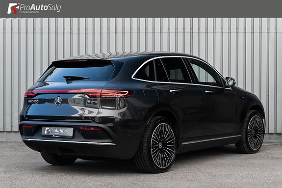 Mercedes-Benz EQC400 4 of 30