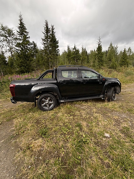Isuzu D-max 9 of 21