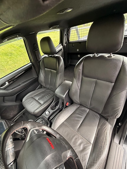 Isuzu D-max 10 of 21