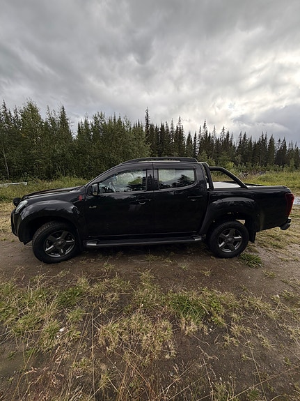Isuzu D-max 4 of 21
