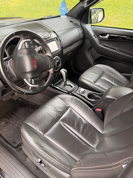 Isuzu D-max 18 of 21