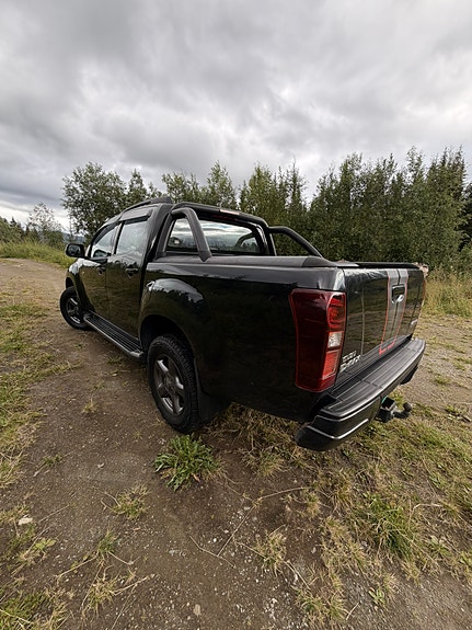 Isuzu D-max 5 of 21