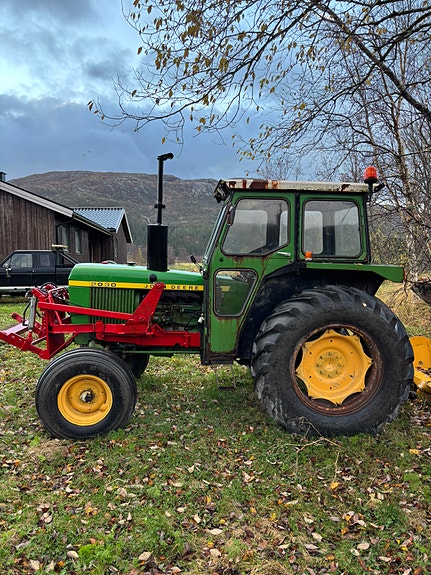 John Deere 2030 3 of 25