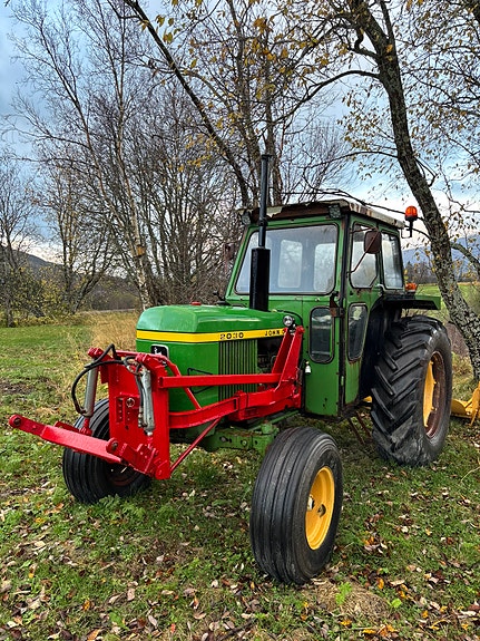 John Deere 2030 2 of 25