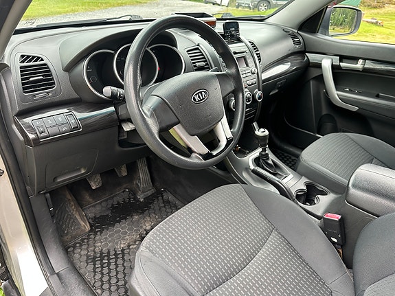 Kia Sorento 13 of 19