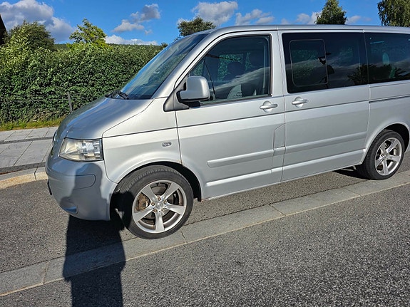 Volkswagen Multivan 4 of 5