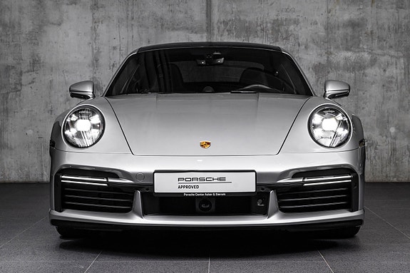 Porsche 911 11 of 30