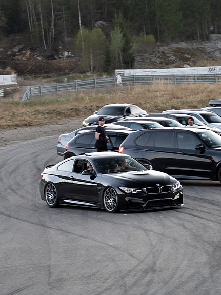 BMW M4 7 of 30