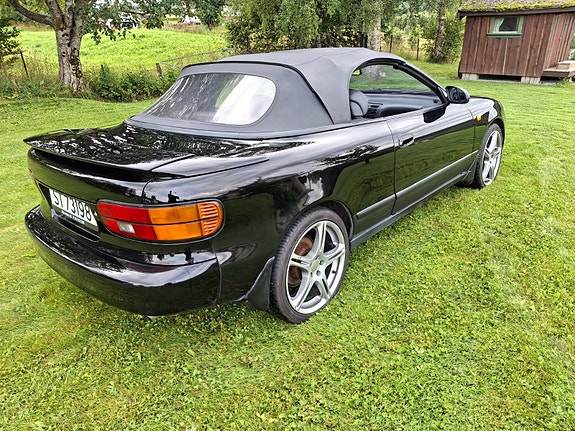 Toyota Celica 17 of 21