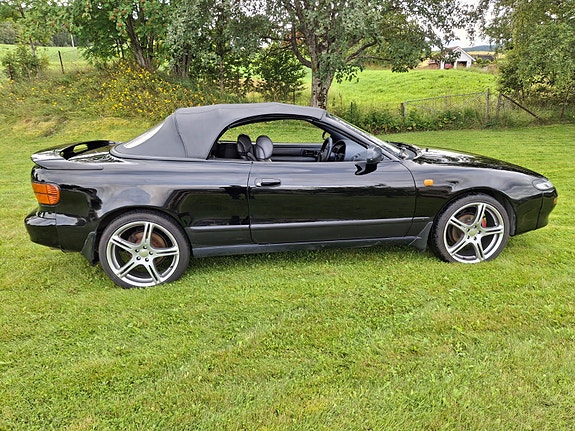 Toyota Celica 18 of 21