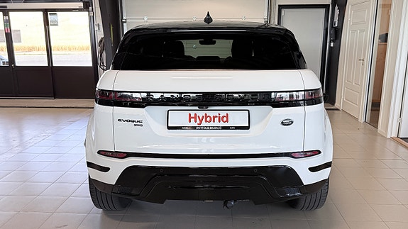 Land Rover Range Rover Evoque 8 of 30
