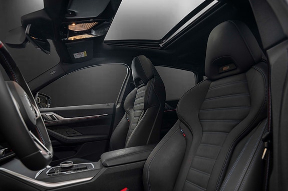 BMW i4 27 of 30