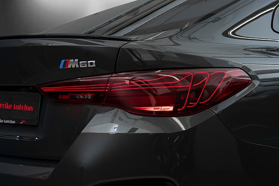 BMW i4 14 of 30