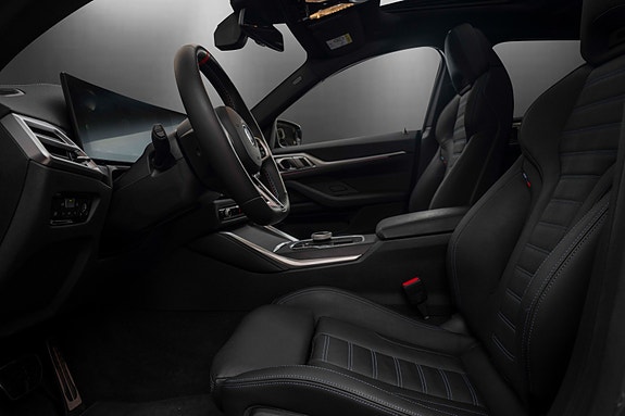 BMW i4 24 of 30