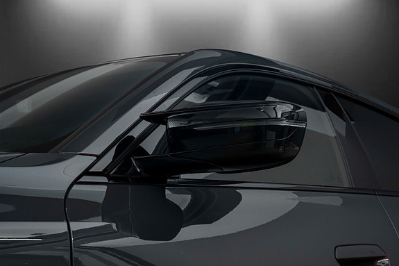 BMW i4 8 of 30