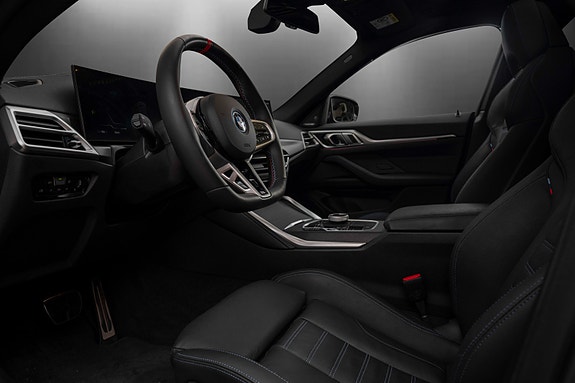 BMW i4 26 of 30