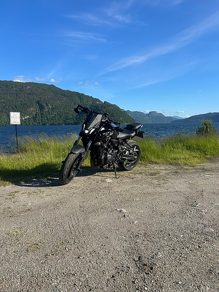 Yamaha MT-07 3 of 7
