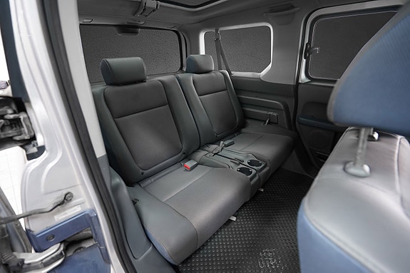 Honda Element 16 of 29