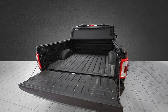 Ford F-150 17 of 30