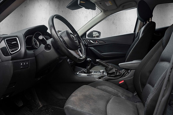 Mazda 3 25 of 30